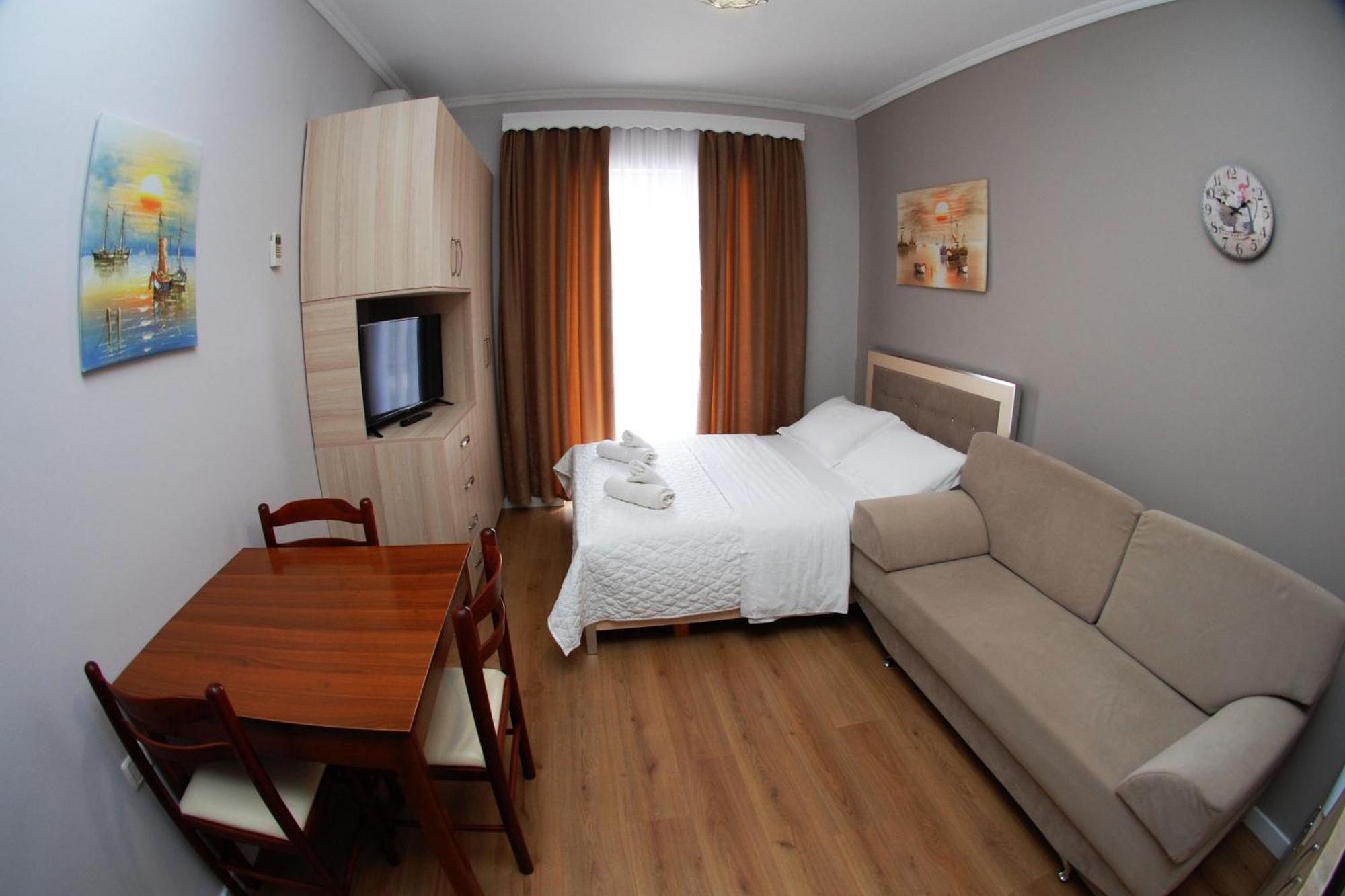 Hotel Vila Alvin & Apartments Sarandë Eksteriør billede