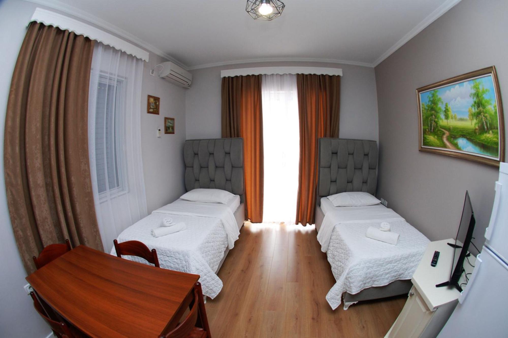 Hotel Vila Alvin & Apartments Sarandë Eksteriør billede